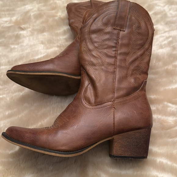 Maurices stella boots - Picture 3 of 6